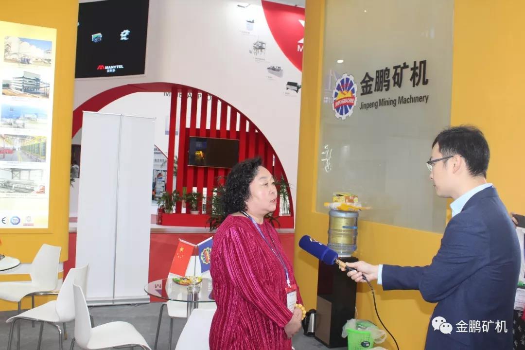 于建环董事长接受天津电视台采访 于建环董事长接受天津电视台采访